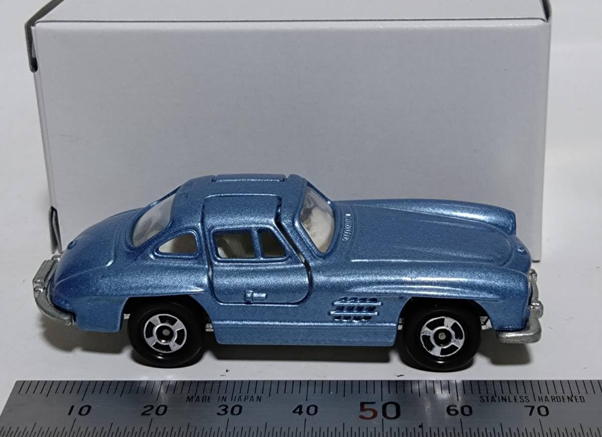 日本製 トミカ メルセデス ベンツ 300SL 白 43090b67fe82242843577a713cd9aa